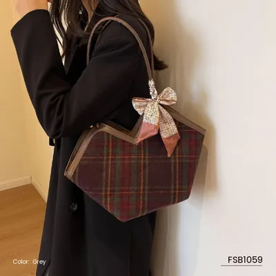 Livia Women’s Shoulder Bag